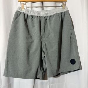 Chubbies The Two-Tones 7" (Hybrid Gym/Swim) Size L